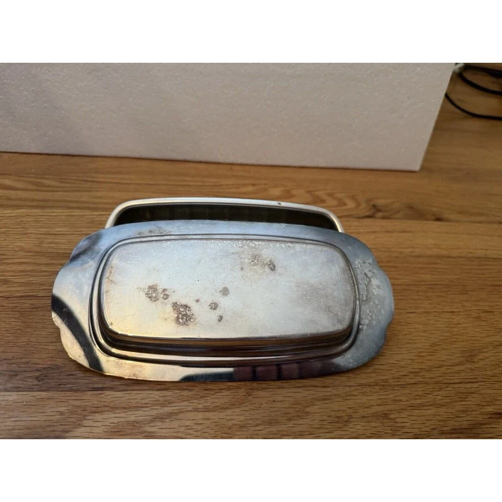 Oneida LTD Silver Plated Butter Dish Vtg Etched Glass Insert Old Money Classic